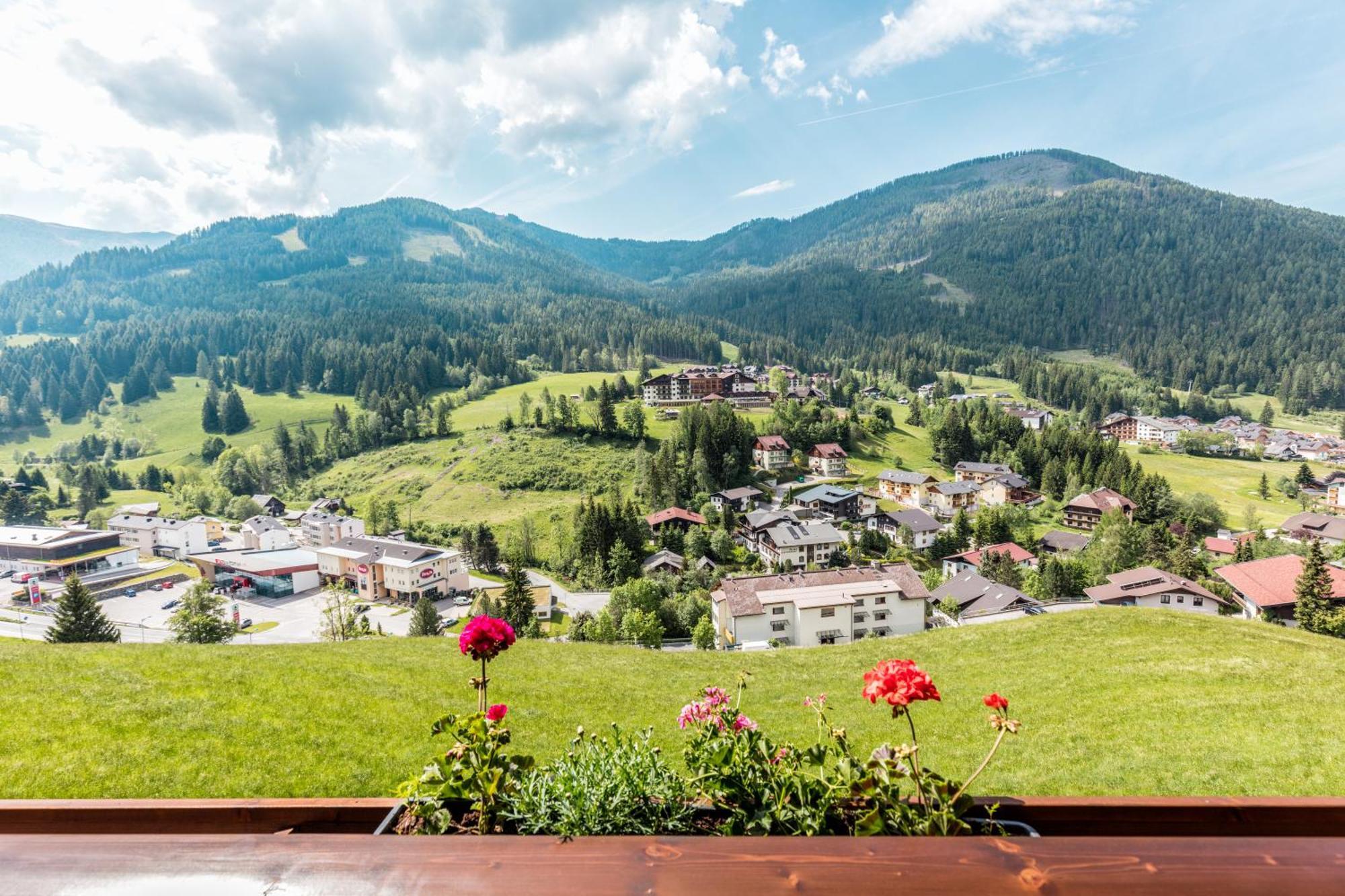 Gutzingerhof Villa Bad Kleinkirchheim Buitenkant foto