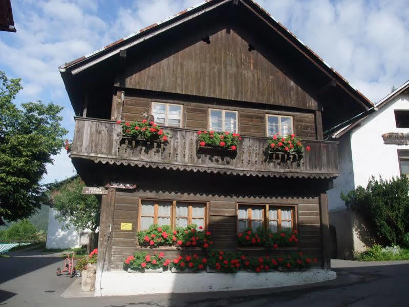 Gutzingerhof Villa Bad Kleinkirchheim Buitenkant foto