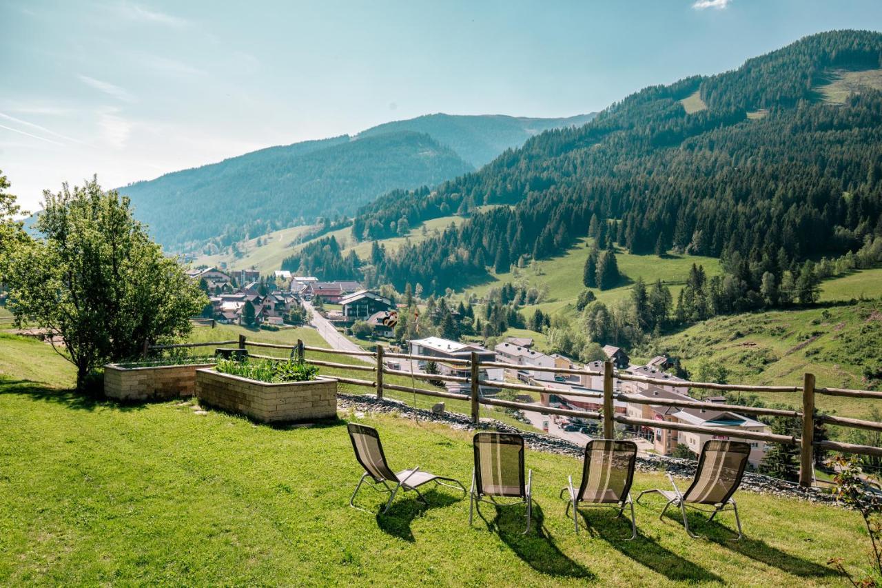 Gutzingerhof Villa Bad Kleinkirchheim Buitenkant foto