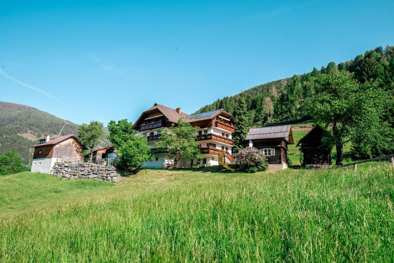 Gutzingerhof Villa Bad Kleinkirchheim Buitenkant foto